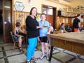 Remise de la médaille à Nathaniel
